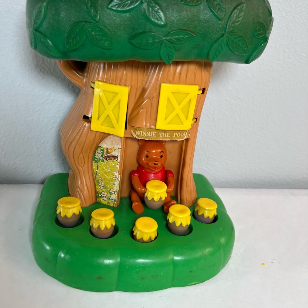 Vintage Winnie the Pooh Hunny tree‎ playset